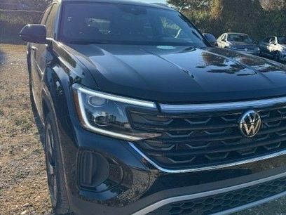 Used 2025 Volkswagen Atlas Cross Sport SE