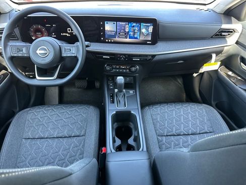 New 2026 Nissan Kicks SV w/ SV Premium Package image 14