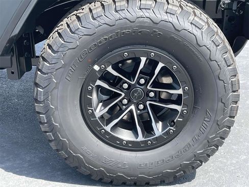 New 2025 Jeep Wrangler Willys image 31