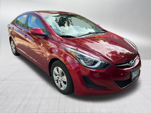Used 2016 Hyundai Elantra SE FWD image 11