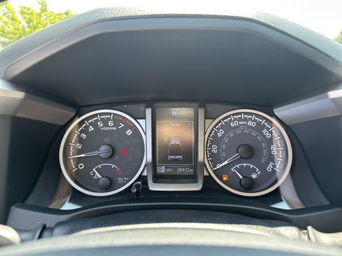 Used 2023 Toyota Tacoma SR5 RWD image 21