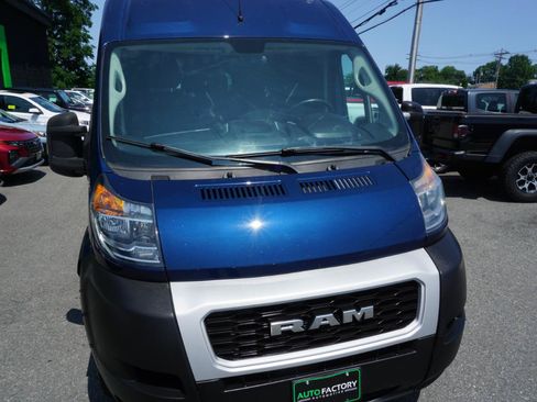 Used 2021 RAM ProMaster 2500 w/ Convenience Group FWD image 2