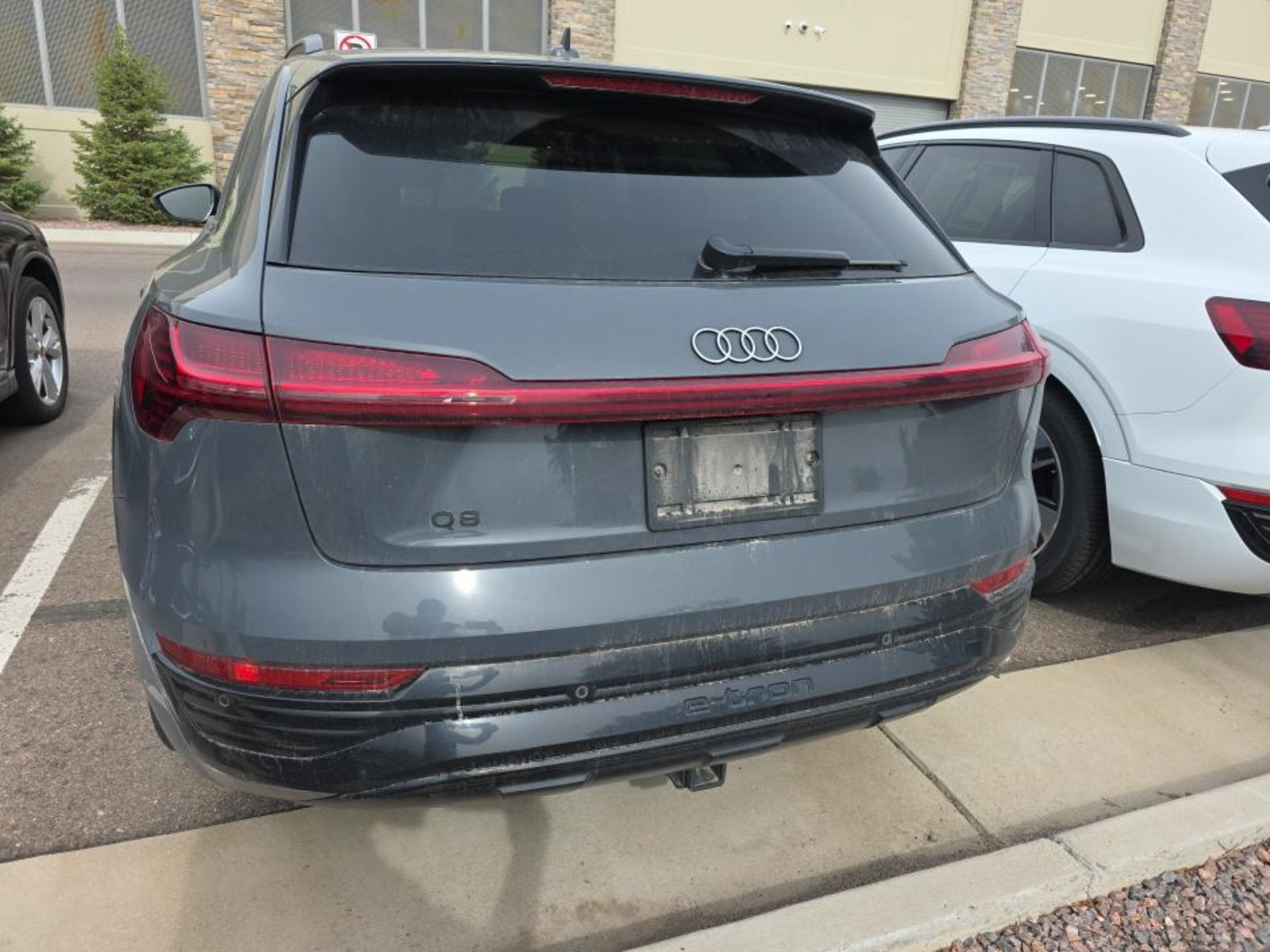 Used 2024 Audi Q8 e-tron Premium AWD/4WD image 5