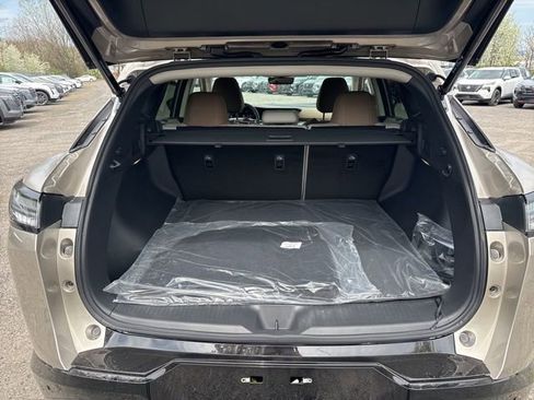 New 2026 Nissan Murano Platinum w/ Cargo Package AWD/4WD image 7