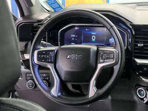 Used 2025 Chevrolet Silverado 1500 RST image 18