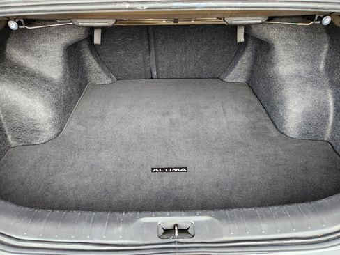 Used 2024 Nissan Altima 2.5 SV image 36