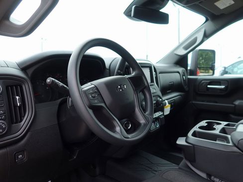 New 2025 Chevrolet Silverado 2500 Custom w/ Custom Value Package image 11