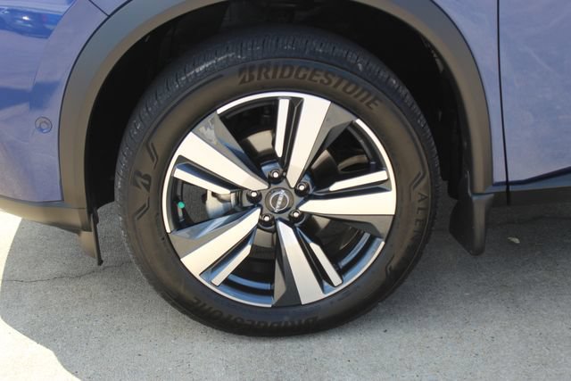 Used 2023 Nissan Rogue Platinum w/ Platinum Premium Package AWD/4WD image 9