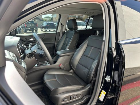 Used 2024 Chevrolet Equinox Premier FWD image 9