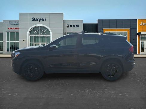 Used 2021 GMC Terrain SLT w/ Elevation Edition AWD/4WD image 4