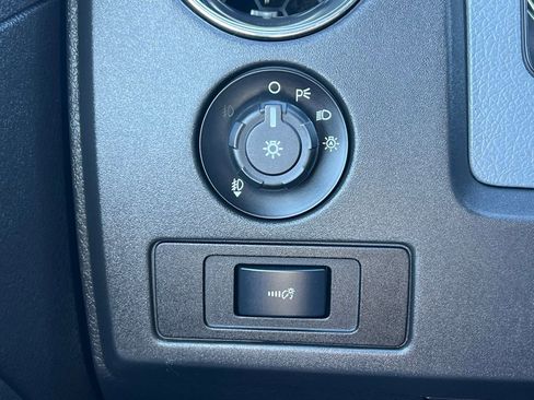 Used 2014 Ford F150 XLT w/ Equipment Group 302A Luxury image 30