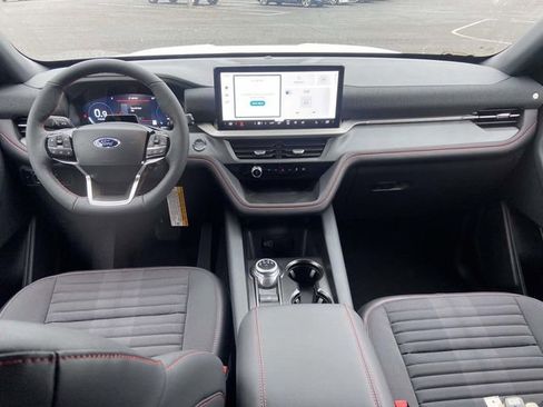 New 2026 Ford Explorer ST-Line w/ ST-Line Street Pack RWD image 10