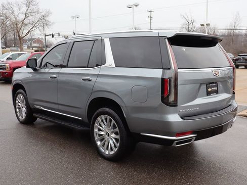 Used 2024 Cadillac Escalade Premium Luxury image 36