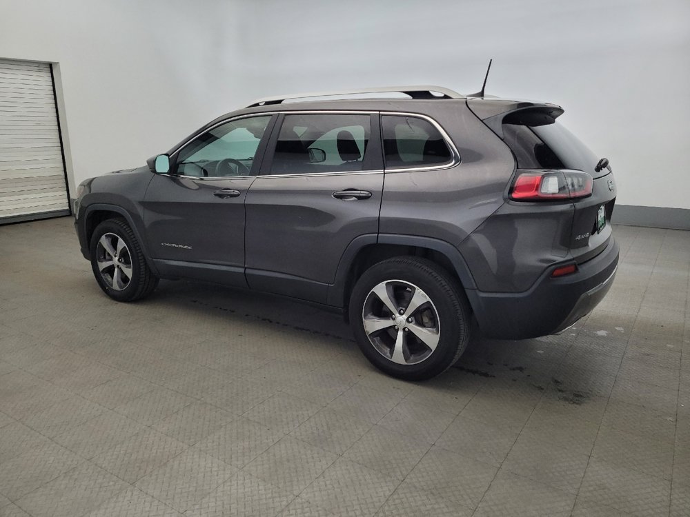 Used 2019 Jeep Cherokee Limited w/ Technology Group AWD/4WD image 3