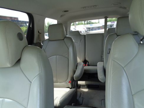 Used 2016 GMC Acadia SLT image 28