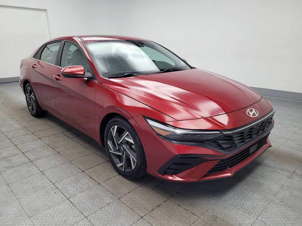 Used 2025 Hyundai Elantra Limited FWD image 13