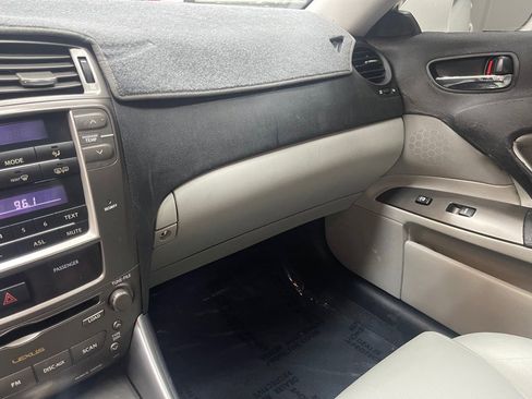 Used 2008 Lexus IS 250 image 33