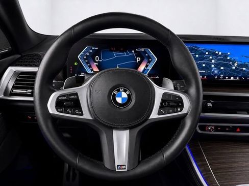 Used 2024 BMW X5 xDrive40i w/ M Sport Package AWD/4WD image 46