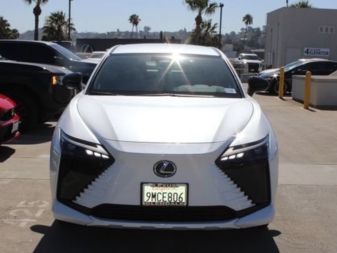 Certified 2024 Lexus RZ 300e Premium w/ Accessory Package (Z1) FWD image 2