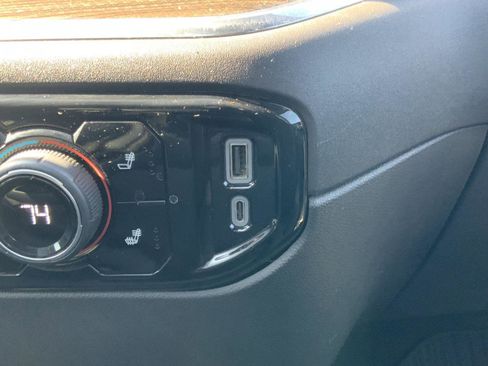 Used 2024 Chevrolet Silverado 1500 RST image 45