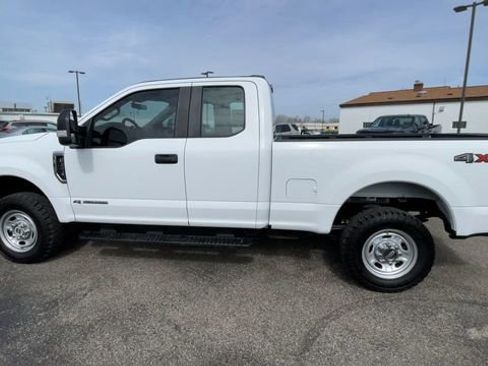 Used 2022 Ford F250 XL w/ Power Equipment Group image 7