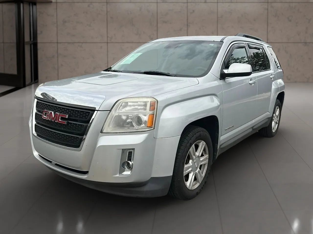 Used 2015 GMC Terrain SLE FWD image 1