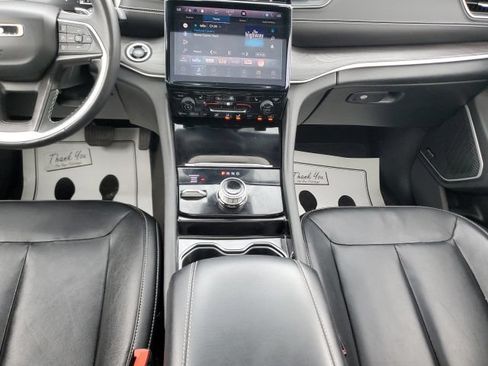 Used 2021 Jeep Grand Cherokee L Limited AWD/4WD image 22