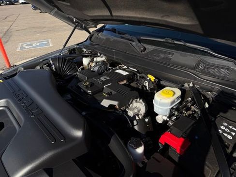 Used 2020 RAM 3500 Laramie image 36