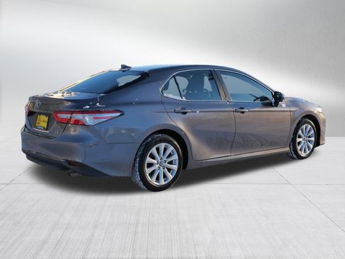 Certified 2020 Toyota Camry LE image 8