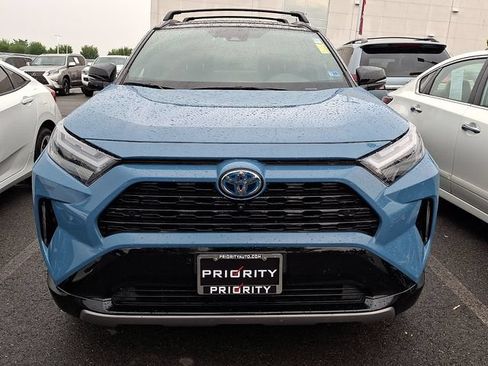 Used 2023 Toyota RAV4 XSE AWD/4WD image 3