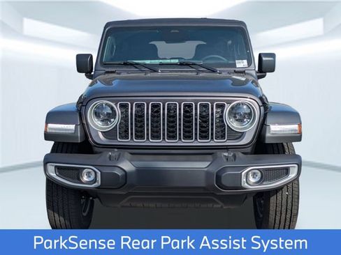 New 2026 Jeep Wrangler Unlimited Sahara AWD/4WD image 11