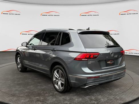 Used 2019 Volkswagen Tiguan SEL Premium w/ 3rd Row Seat Package AWD/4WD image 8