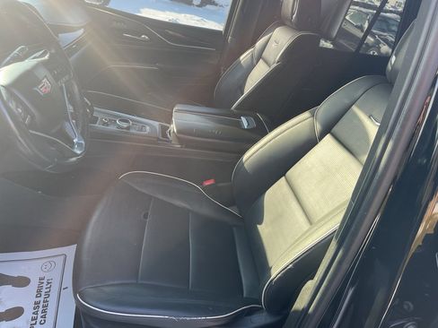 Used 2021 Cadillac Escalade Sport w/ Driver Assist Tech Package image 11