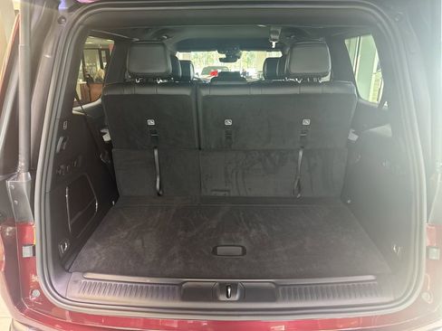 New 2026 Jeep Grand Wagoneer 2WD w/ 8-Passenger Seating Package image 16