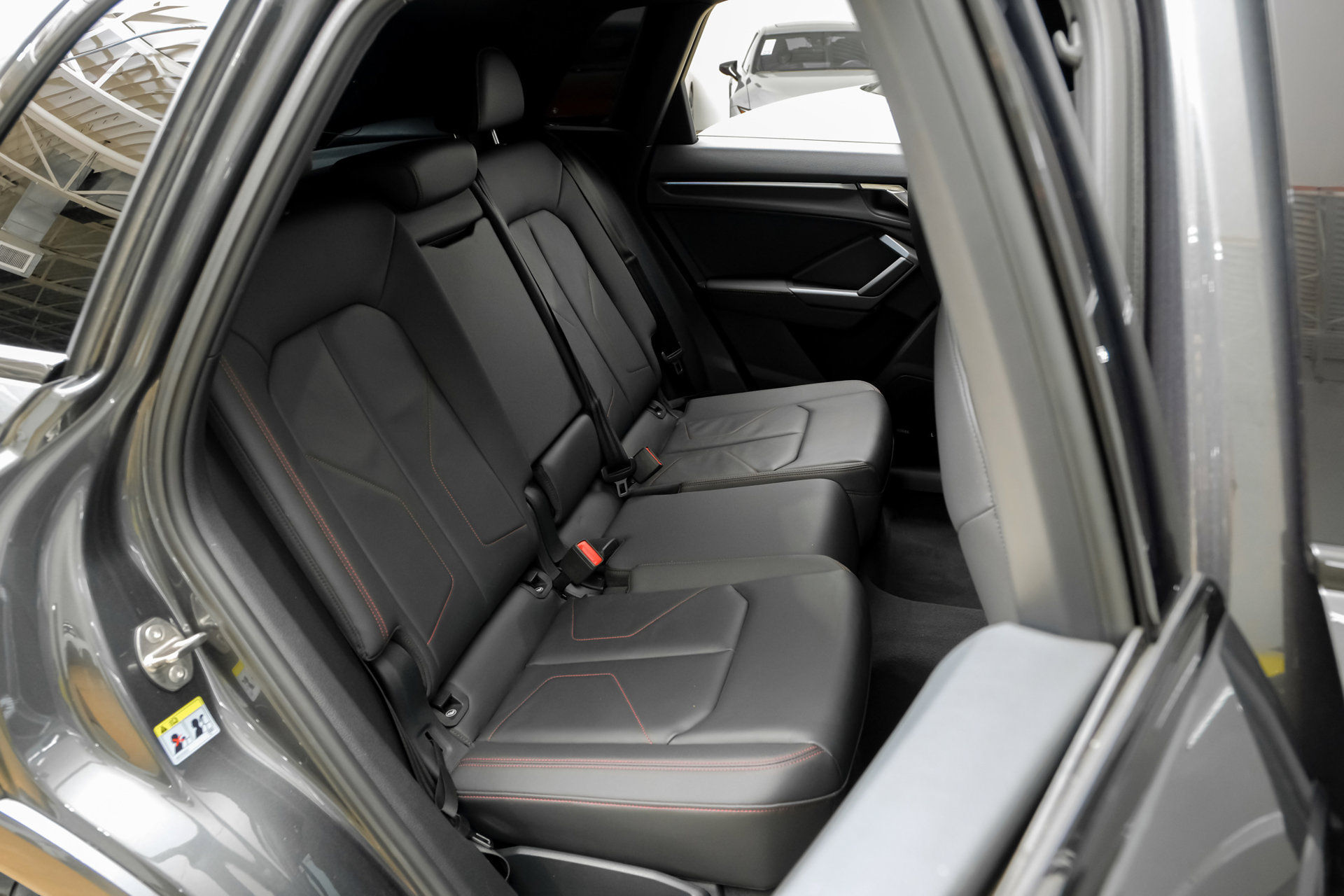Used 2025 Audi Q3 2.0T Premium Plus AWD/4WD image 46