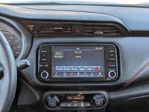 Used 2022 Nissan Kicks SR image 14