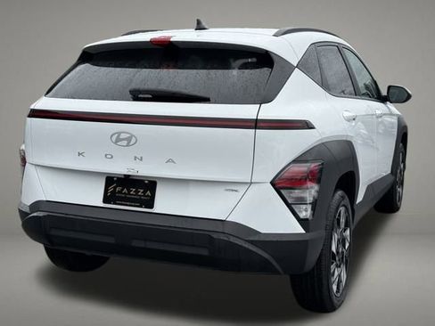 Used 2024 Hyundai Kona SEL image 5