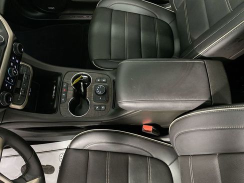 Used 2023 GMC Acadia Denali w/ Denali Ultimate Package image 20