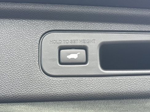 Used 2025 Honda Odyssey Sport-L image 12