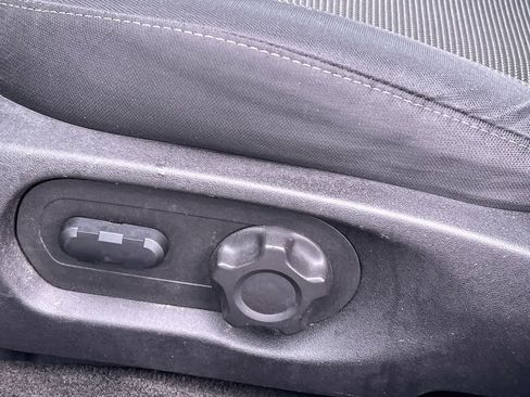 Used 2013 Ford Taurus SEL AWD/4WD image 12