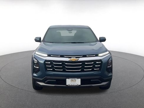 Used 2025 Chevrolet Equinox LT image 4