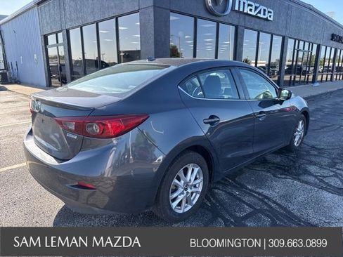Used 2015 MAZDA MAZDA3 i Touring w/ Technology Package FWD image 14
