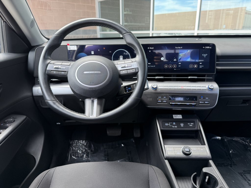 Used 2025 Hyundai Kona SEL FWD image 16