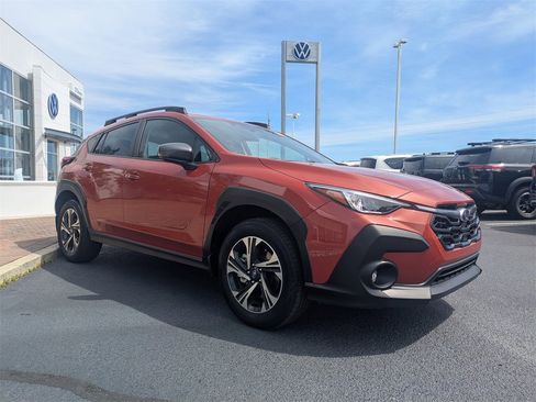 Used 2024 Subaru Crosstrek 2.0i Premium image 3