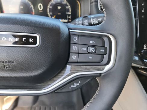 Used 2022 Jeep Wagoneer Series II image 20