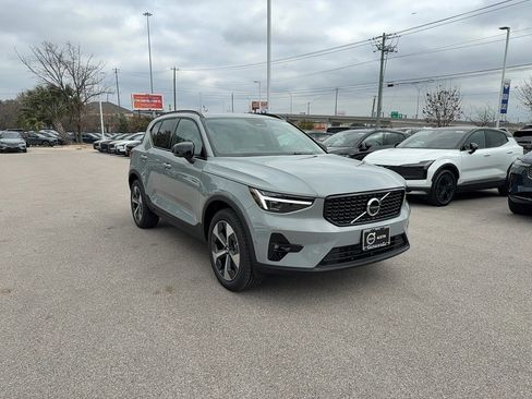 New 2026 Volvo XC40 B5 Plus w/ Protection Package Premier image 8