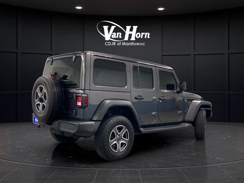 Used 2022 Jeep Wrangler Unlimited Sport w/ Sun And Sound Package AWD/4WD image 7