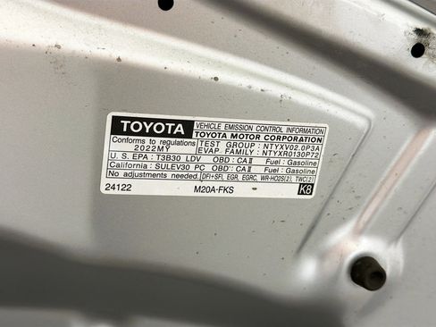 Used 2022 Toyota Corolla SE w/ Carpet Mat Package (TMS) image 17