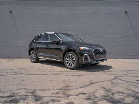 Used 2023 Audi Q5 2.0T Premium Plus AWD/4WD image 9