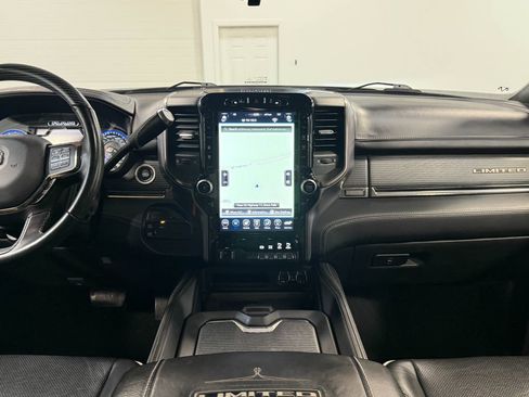 Used 2021 RAM 2500 Limited image 18